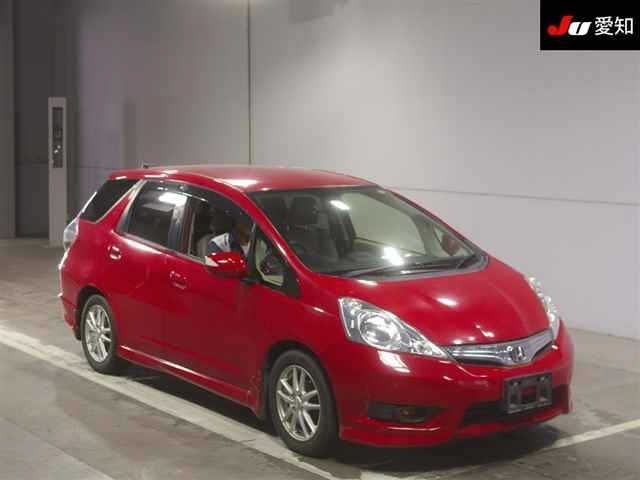 30302 Honda Fit shuttle GP2 2012 г. (JU Aichi)